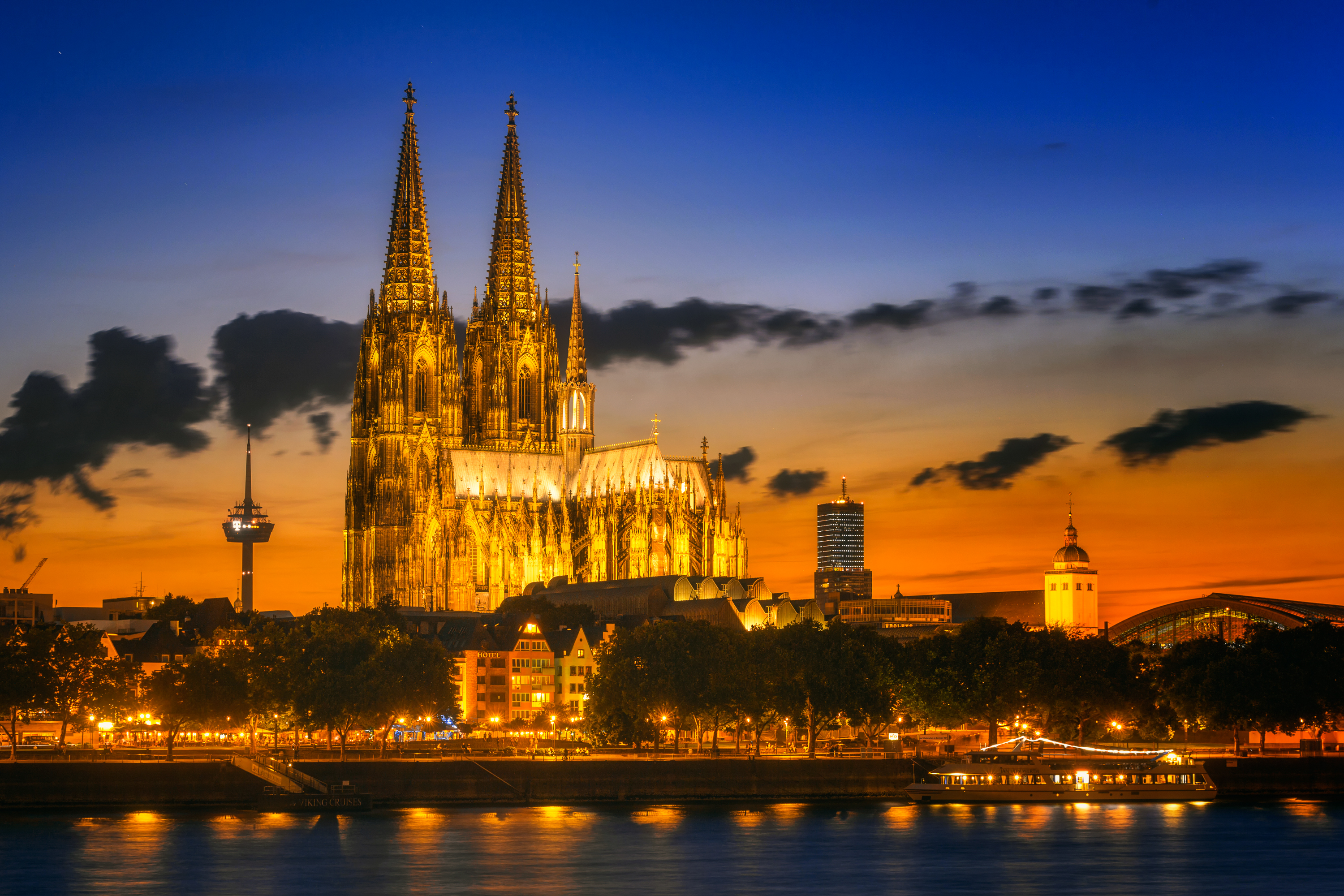 ps-梦幻城市夜景教程