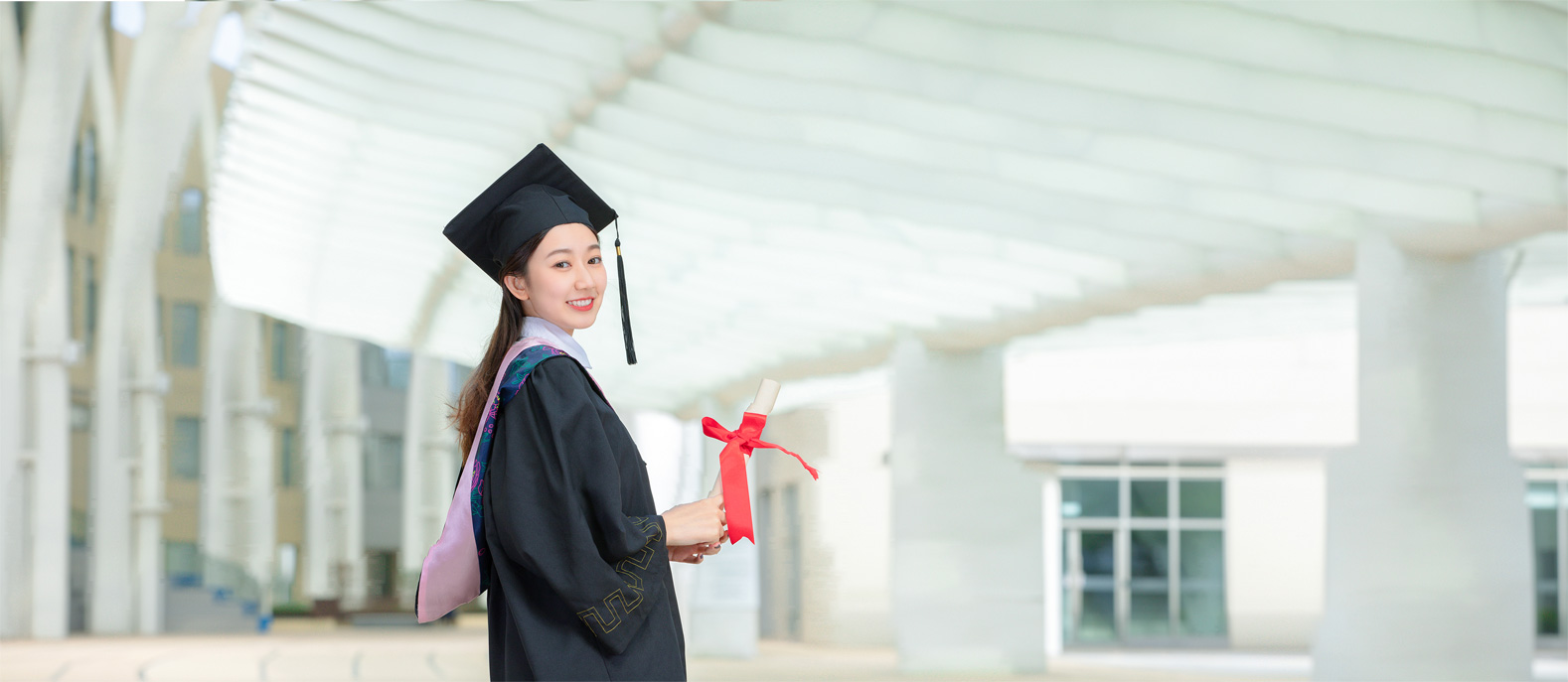 ps-无损拉伸毕业照-内容识别与缩放