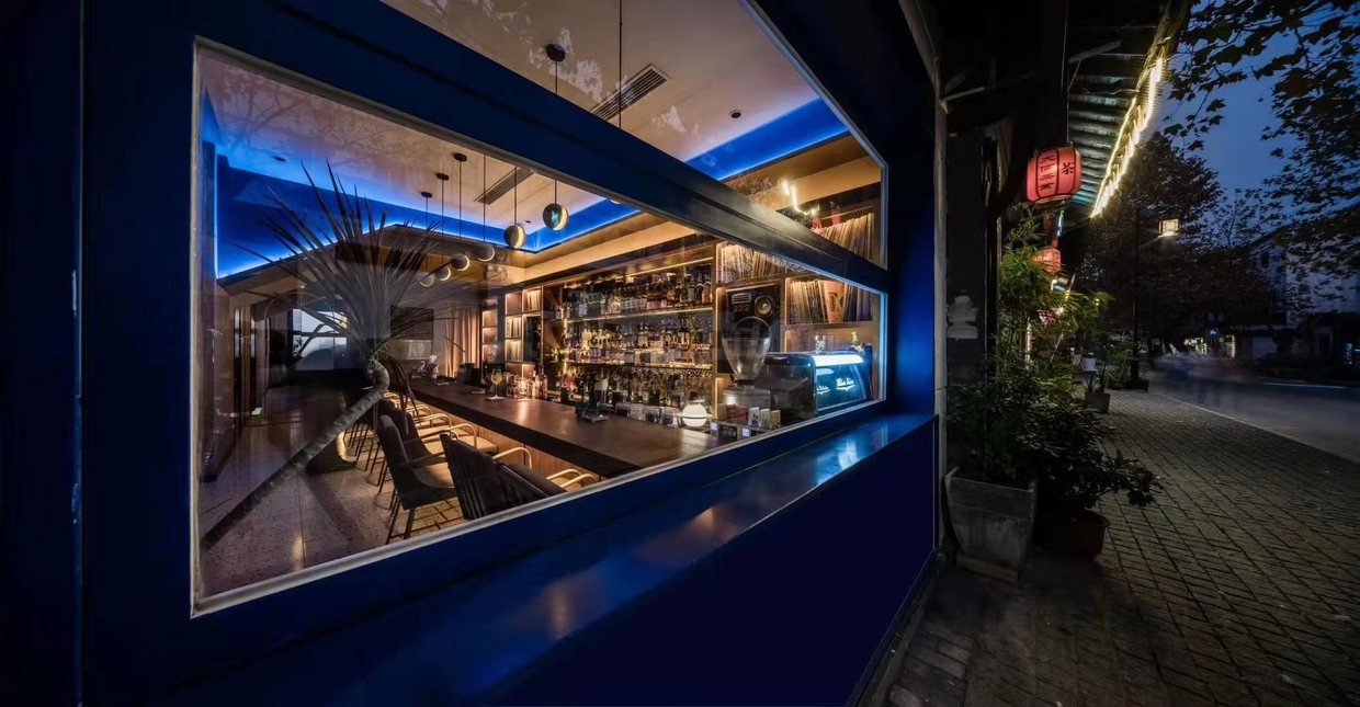 苏州网红小酒吧用软装设计营造小资情调