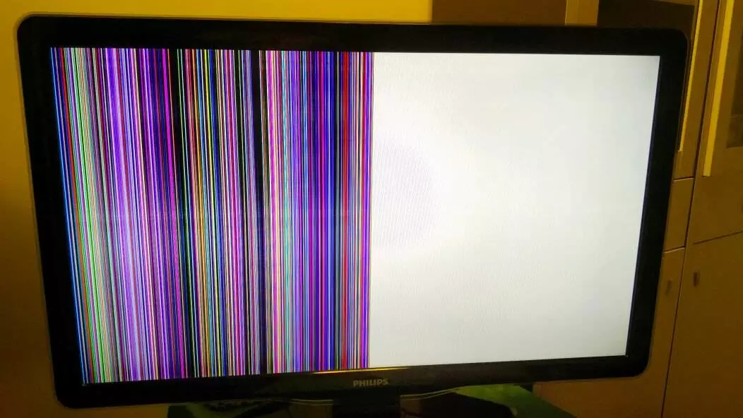 故故故故故障艺术在电商设计里怎么玩